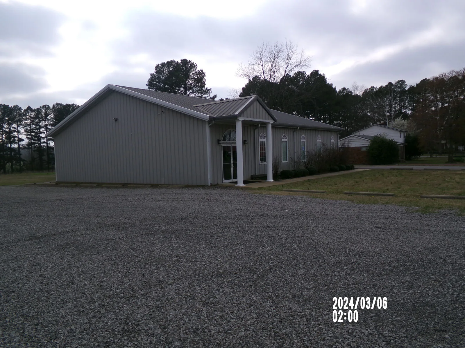 40’x80’x12’ -HouseRed iron frame
24 gauge roof
26 gauge walls
Gutters and downspoutsMissoula Montana approx location
6” roof and wall insulation insulation
1-3070 steel walk doors
1-6070 glass door
10-4040 windows