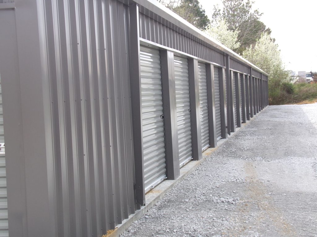 mini self Storage building
50’x210’x8’-6”’
Cold form frame
29 gauge roof
26 gauge walls
Gutters and downspouts

Maryville Tennessee  approx  location
26-8’’x 7’’ roll up door
2” roof  insulation insulation
1-4070 steel walk doors