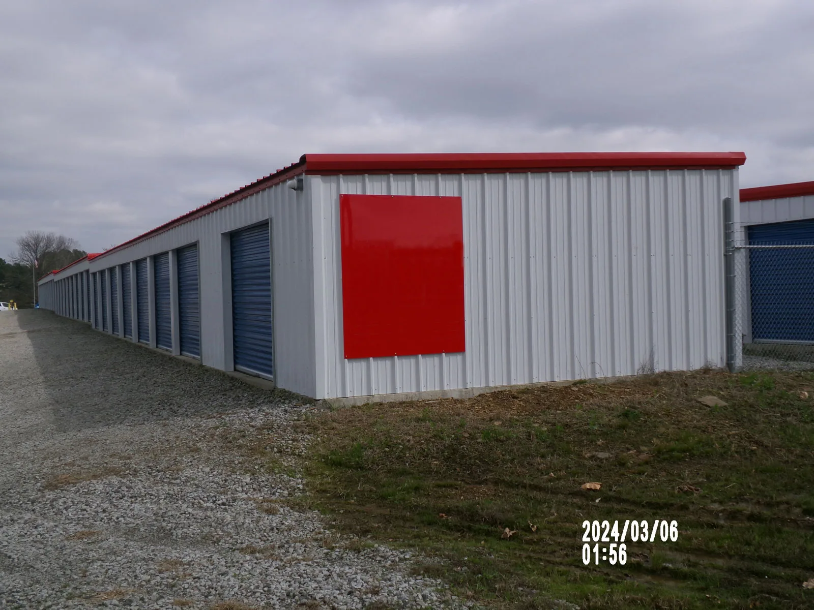 Mini self Storage 30’x120’ x8’-6”
Cold form frame
29 gauge roof
26 gauge walls
Built 2023
Olive Branch approx location
8’x7’ roll up doors
2” roof insulation